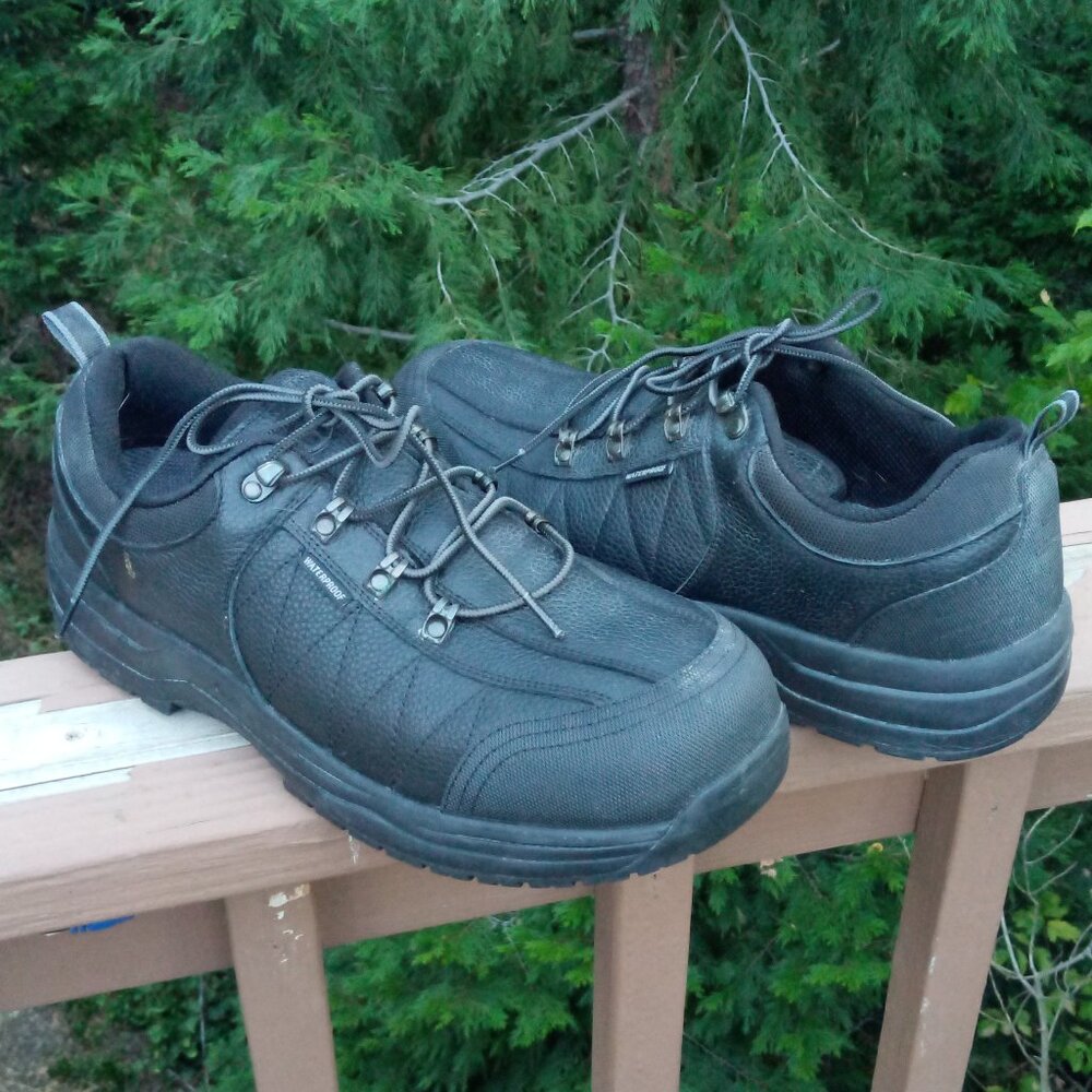 OrthoFeet Men's work Shoes sz 13